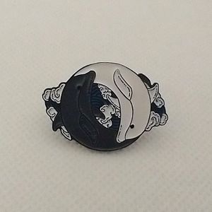 🧁 3/$30 Dolphin Yin Yang Enamel Pin NEW